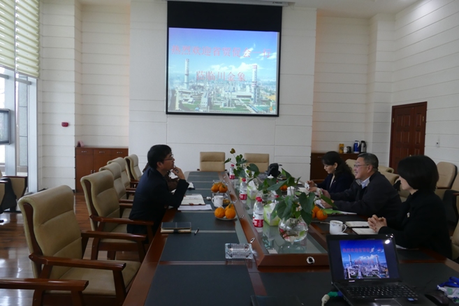 D:\老电脑D盘\WH\法律\调研\2017\新建文件夹\易旸副会长考察四川金象赛瑞化工股份有限公司.JPG
