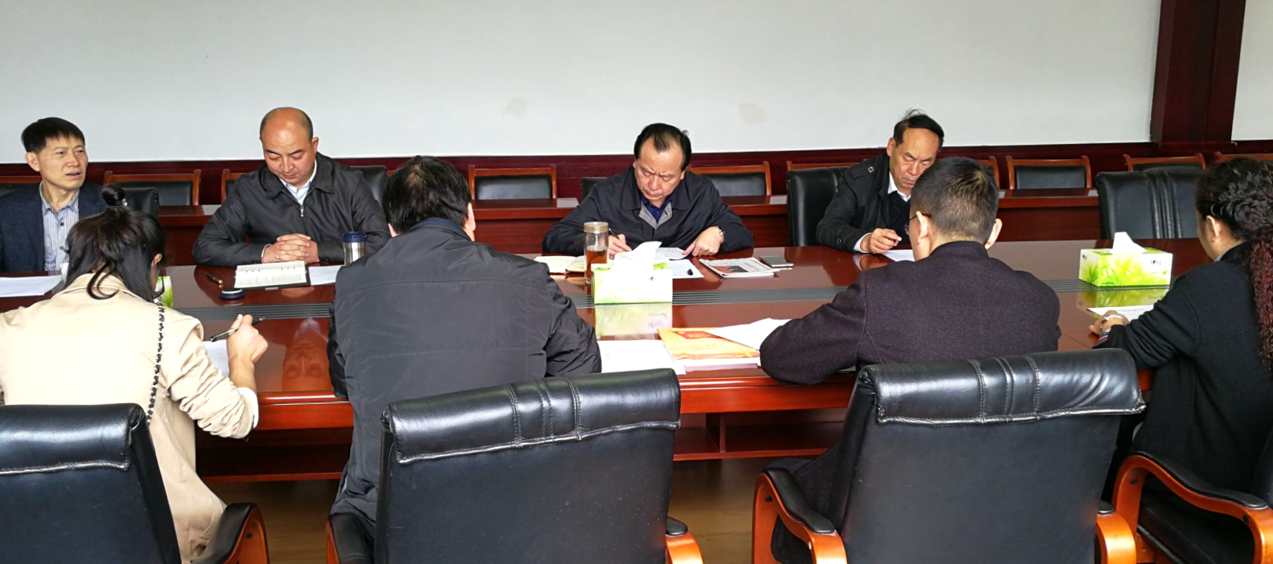 C:\Documents and Settings\Administrator.LENOVO-1BD8639F\桌面\传达照片1.jpg
